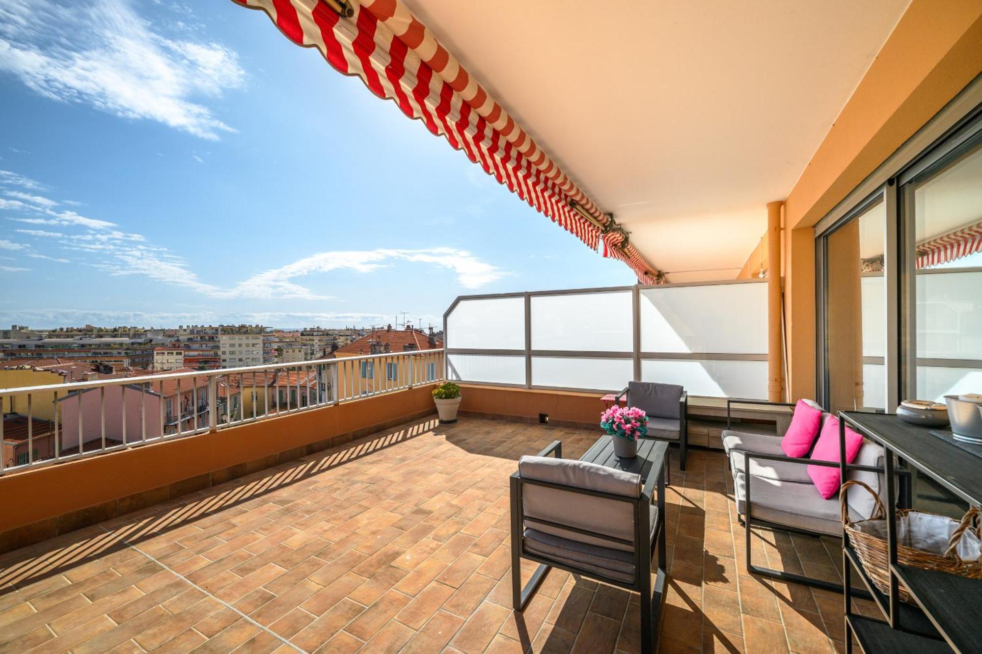 'L'Alicante Proche' Gare, Terrasse, Vue Mer Menton Extérieur photo