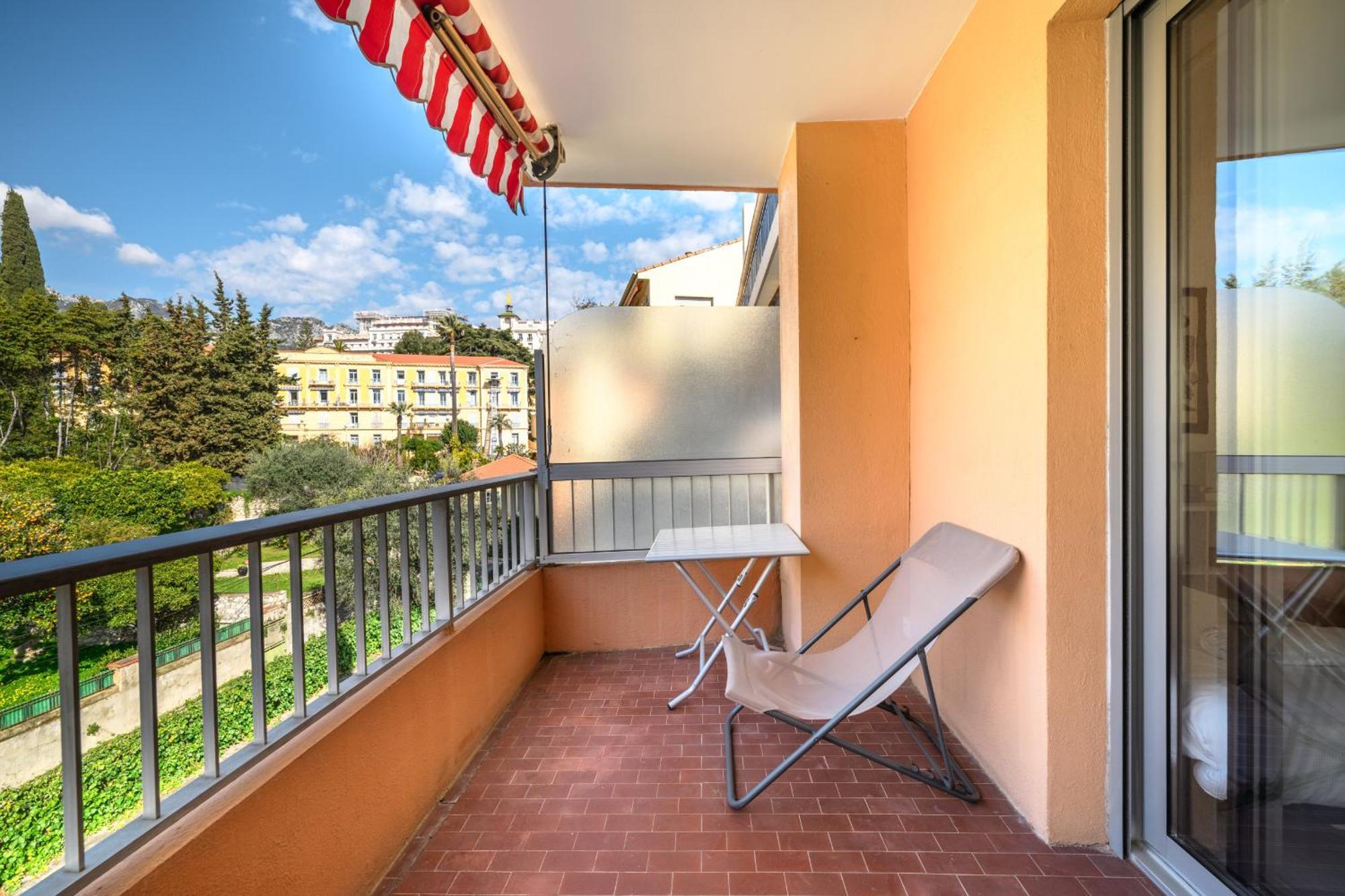 'L'Alicante Proche' Gare, Terrasse, Vue Mer Menton Extérieur photo
